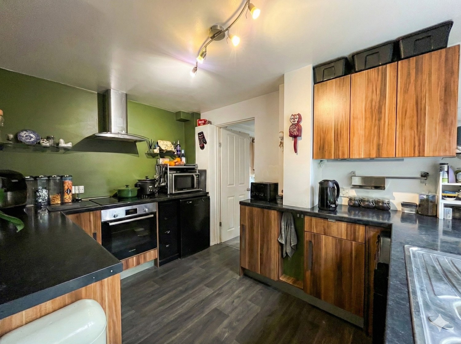 Kingston Road, Leatherhead, Surrey, KT22, photo 4