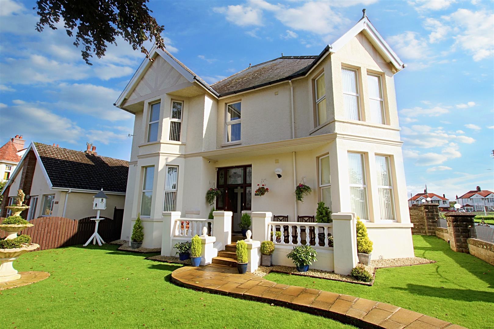 Parc Avenue, Gwbert Road, Cardigan