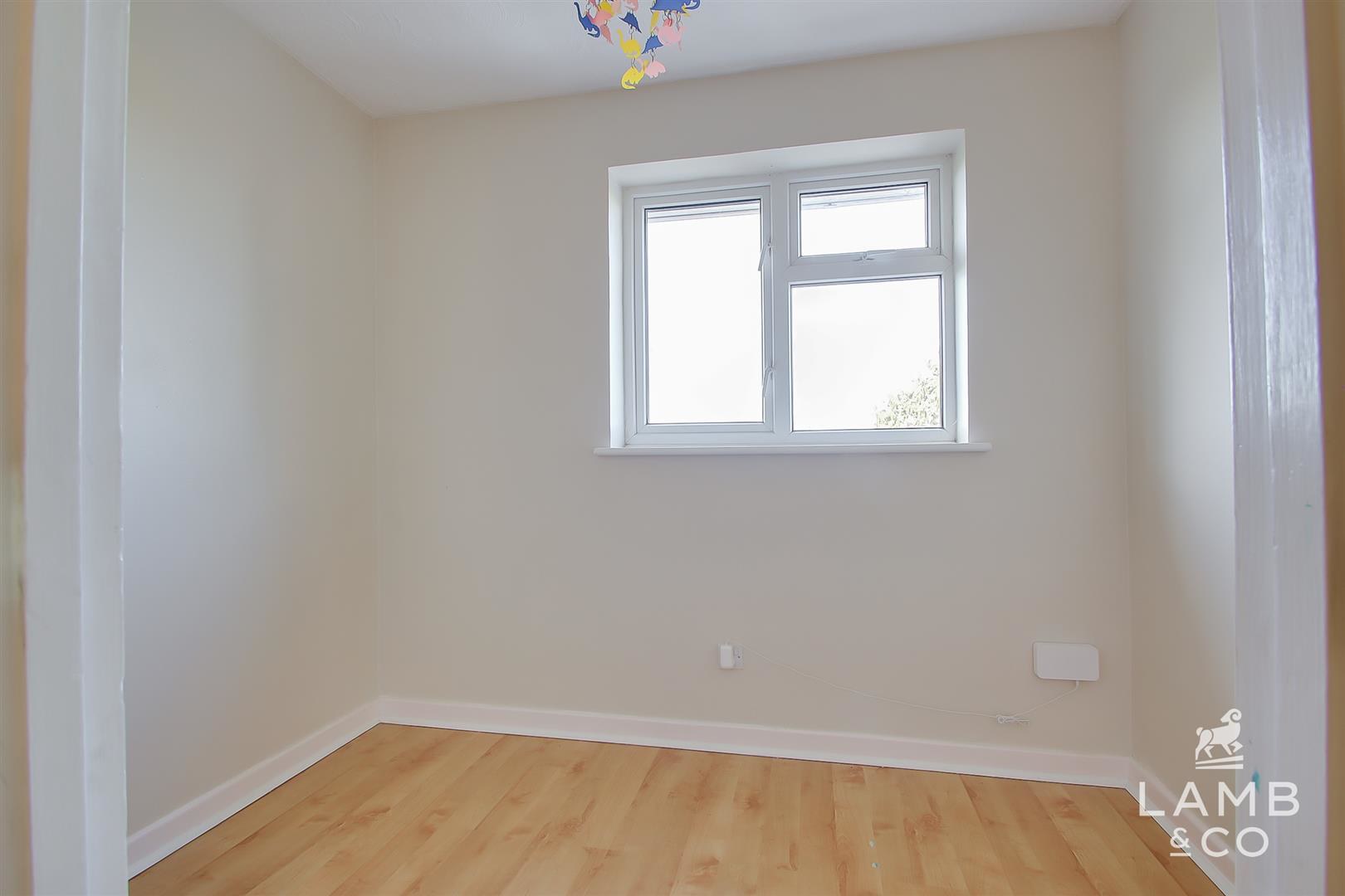 New Thorpe Avenue, Thorpe-Le-Soken, photo 19