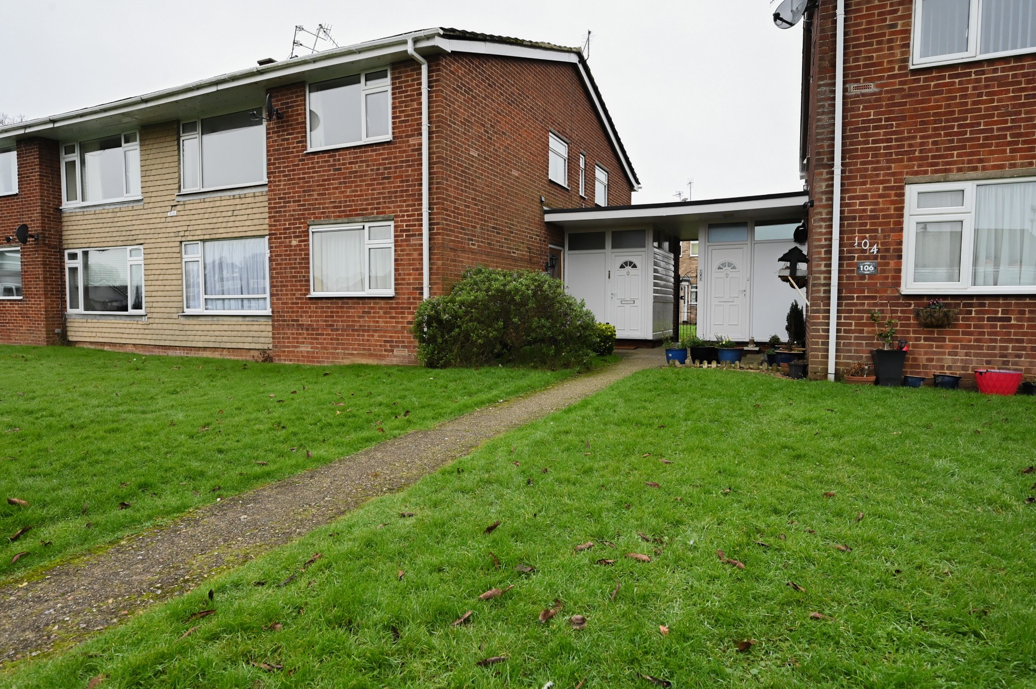 Elbridge Crescent