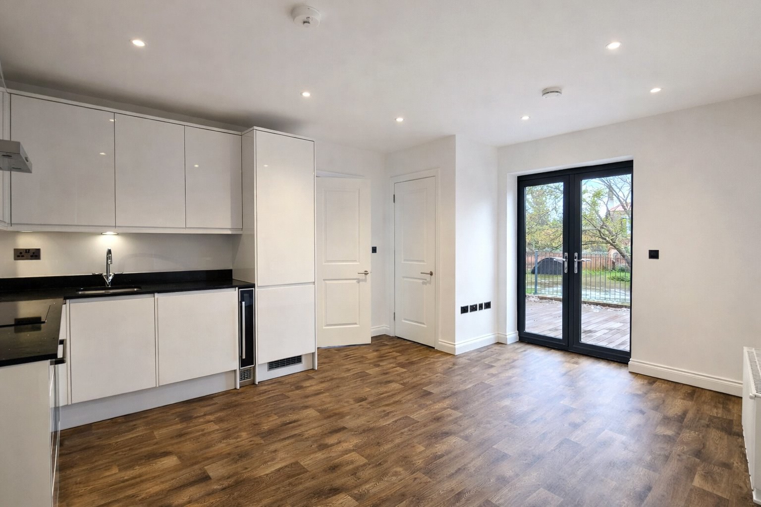 Flambard Way, Godalming, Surrey, GU7, photo 2
