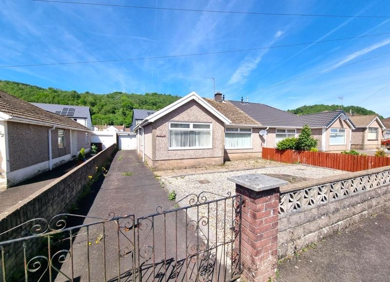 Heol Ty-Gwyn Llanbradach