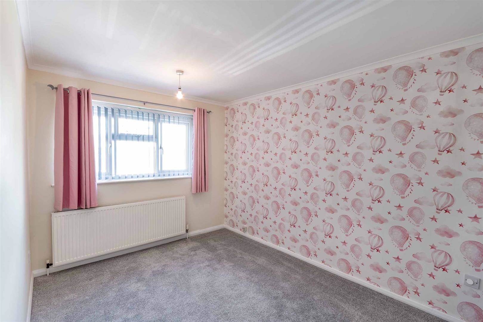 Holyrood Rise, Bramley, Rotherham, photo 14