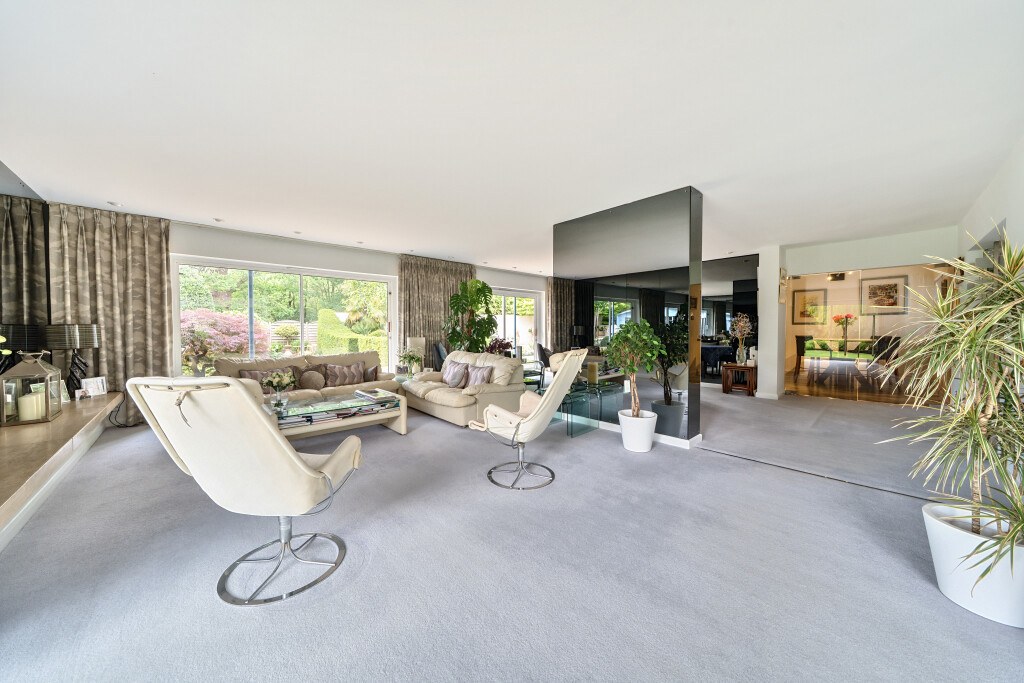 Lakeside Drive, Stoke Poges, Buckinghamshire, SL2, photo 9