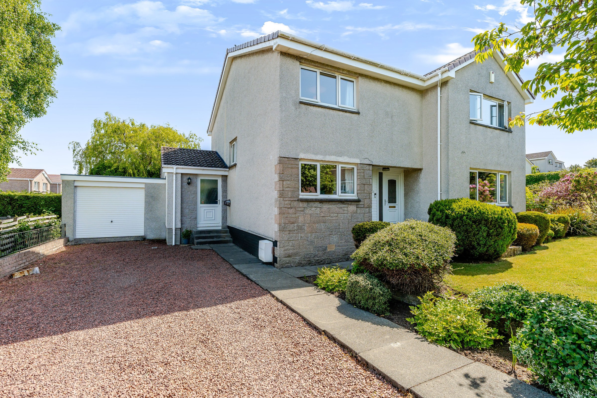 3 Cherry Tree Crescent, Balerno, EH14 5AX
