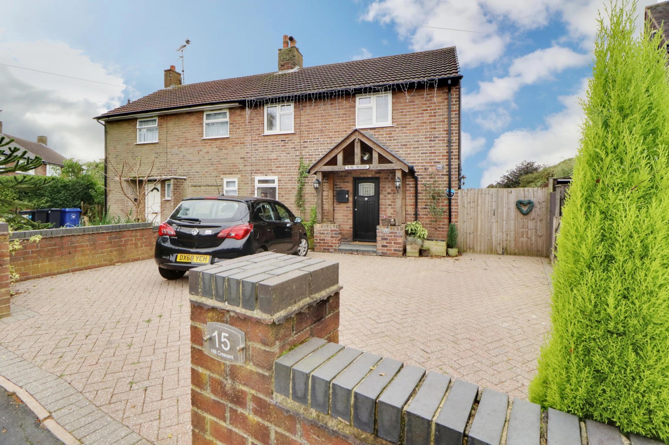 Hill Crescent