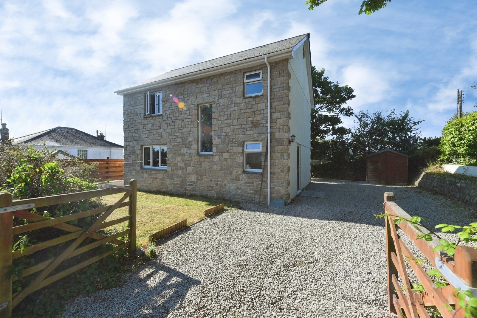Manor Farm Close