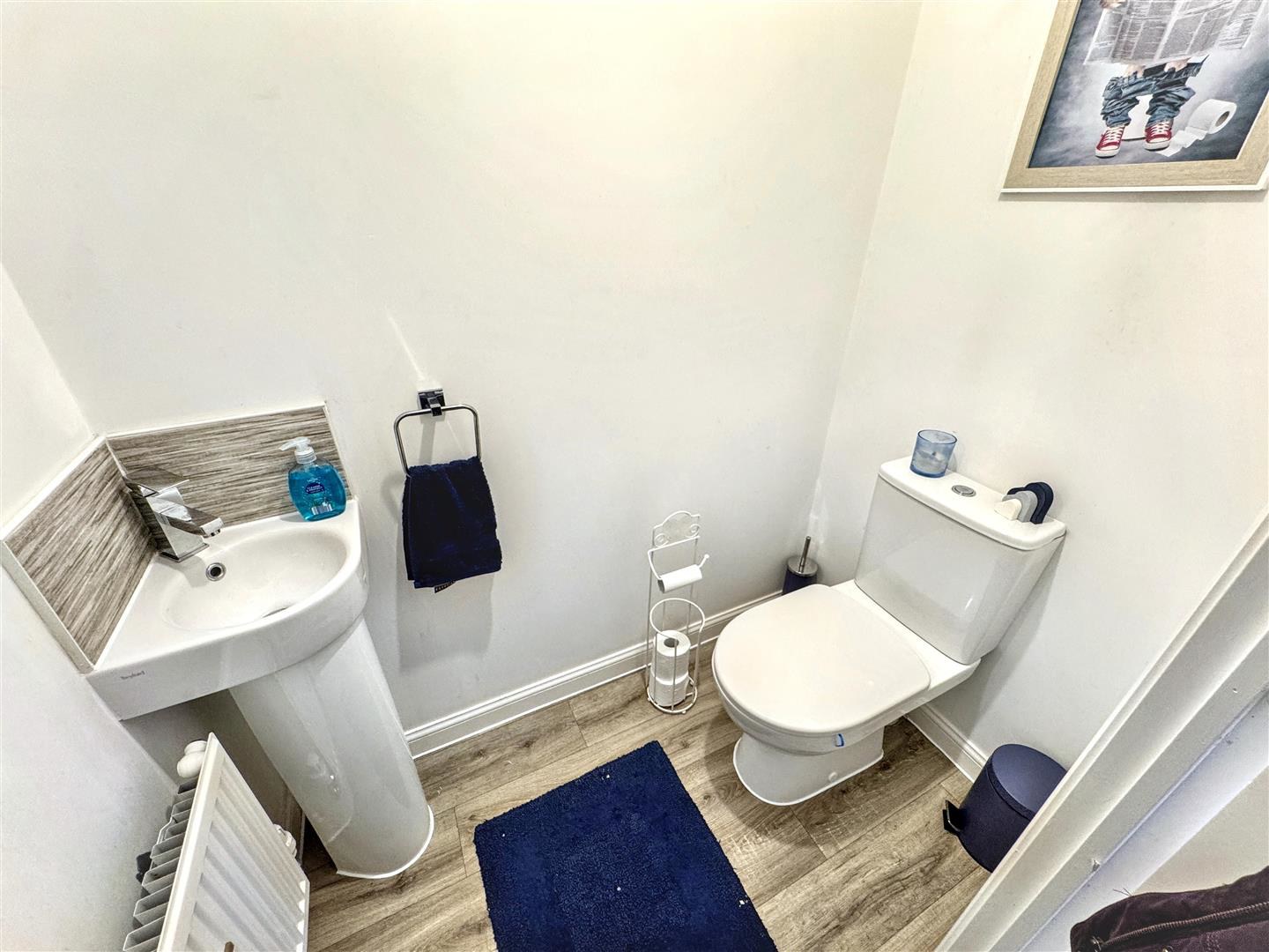 Castle Way, Rogerstone, Newport, photo 10