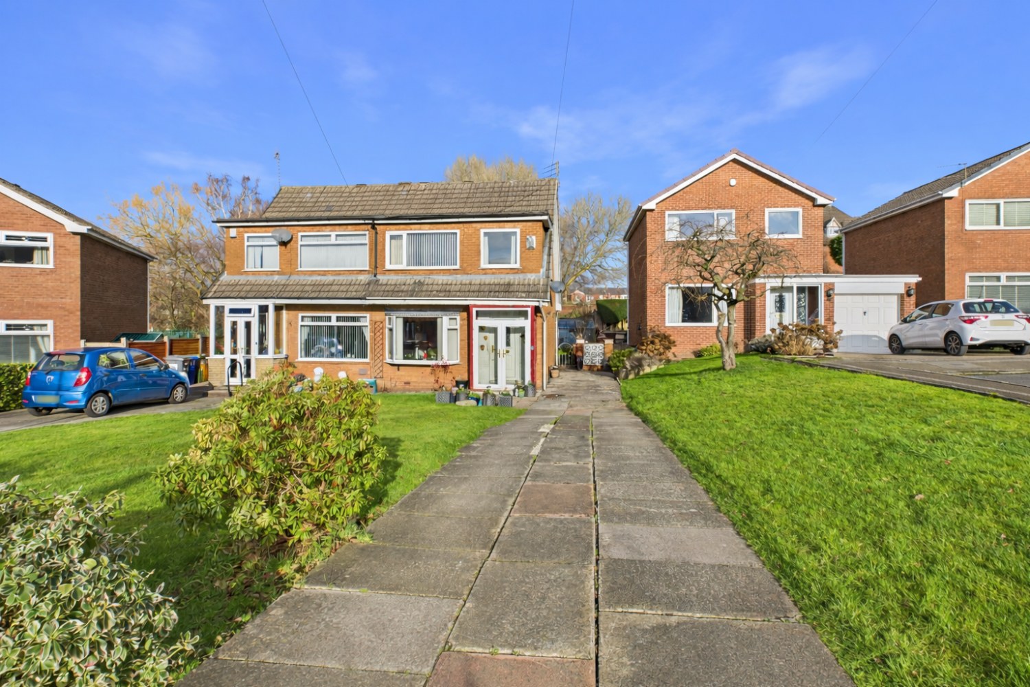Angel Close, Dukinfield, SK16 4XA