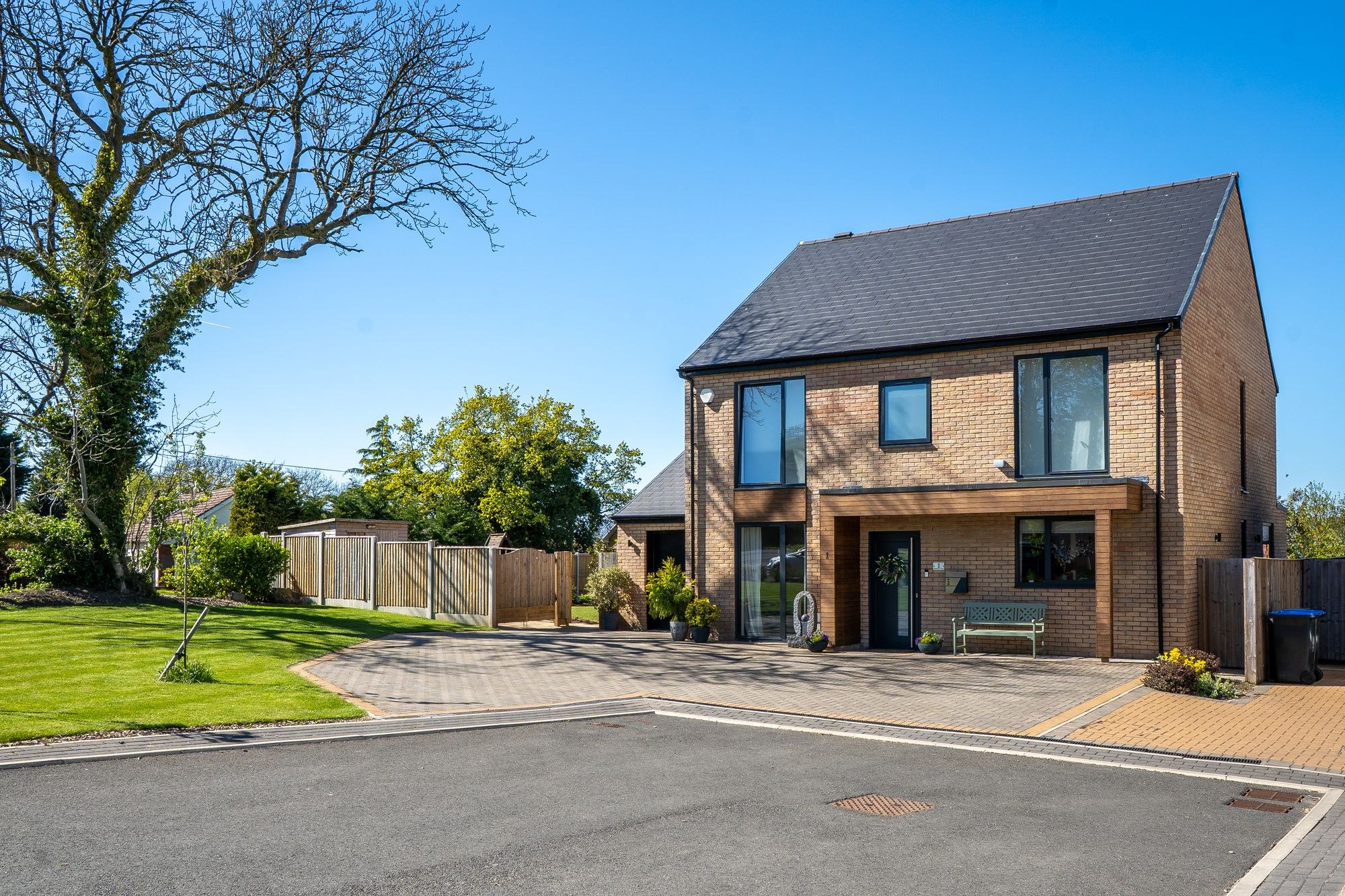 5 bed home for sale in Paddock View, Hampsthwaite