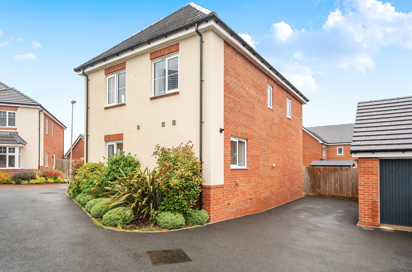 Elizabeth Close, Wellington, Somerset, TA21, photo 9