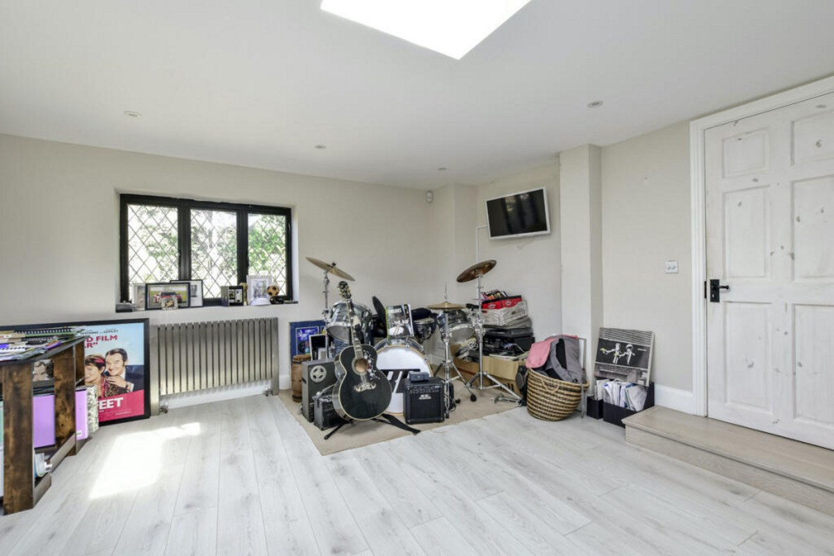 Warren Lane, Stanmore, HA7, photo 27