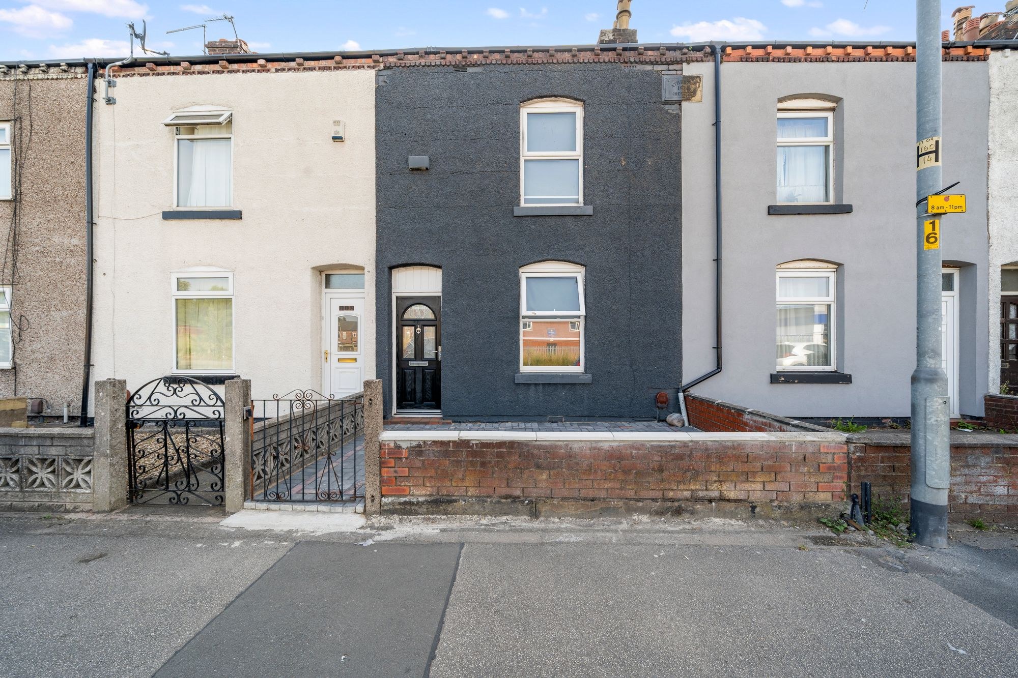 Leigh Road