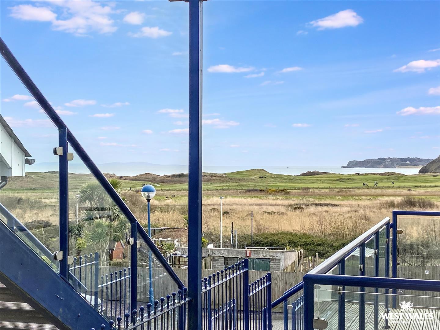 2 Golygfa Coron, Penally, photo 18