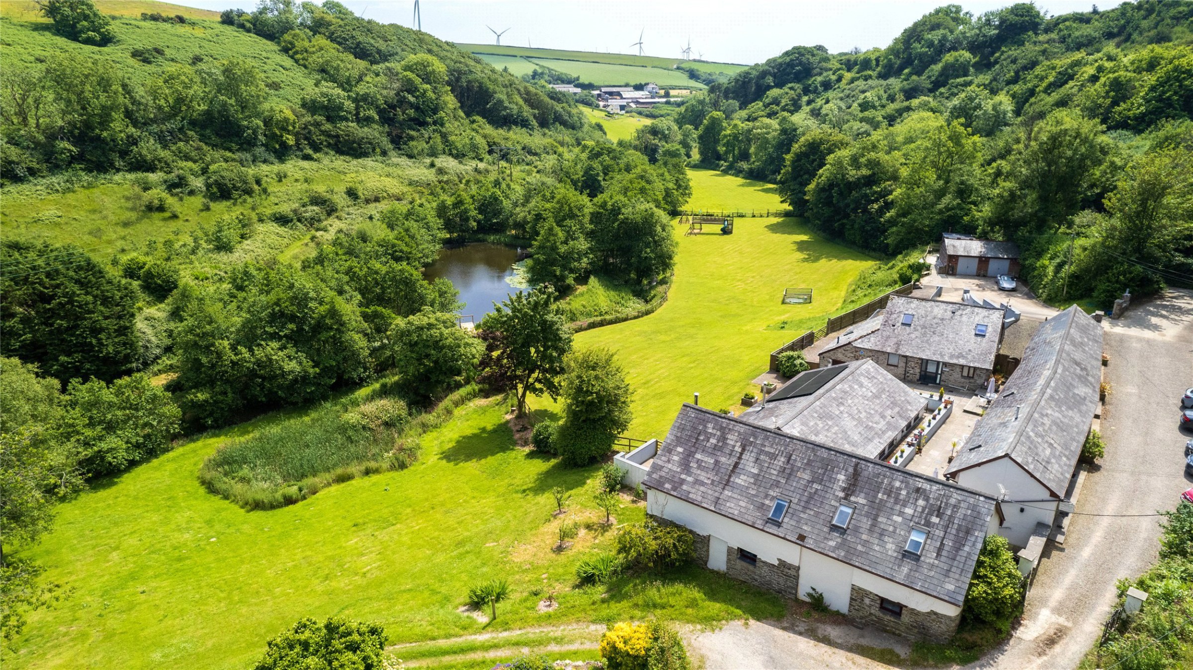 Seven Characterful Cottages & 4.5 Acres, West Down, Devon, EX34, photo 49
