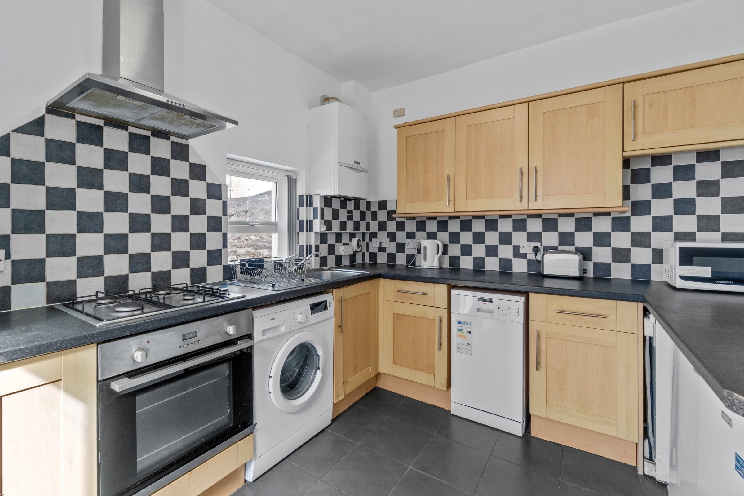Mildmay Street, North Hill, Plymouth, photo 3