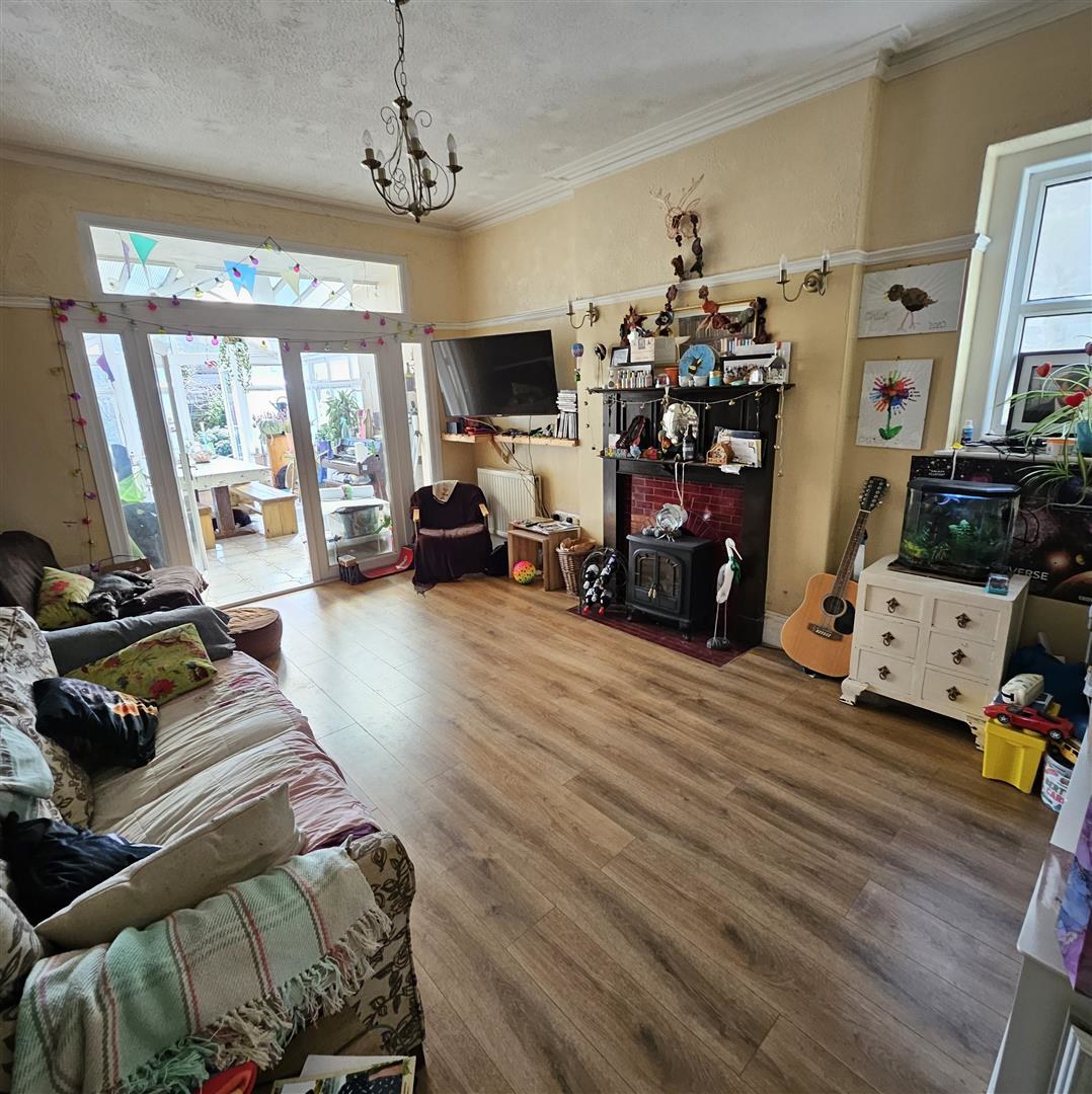 Brean Down Avenue, Weston-Super-Mare, photo 6