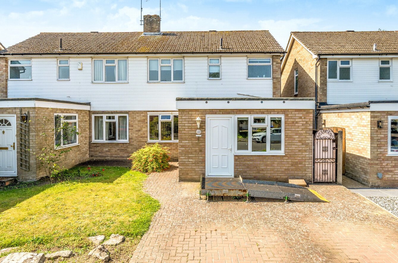 Matthew Arnold Close, Cobham, Surrey, KT11