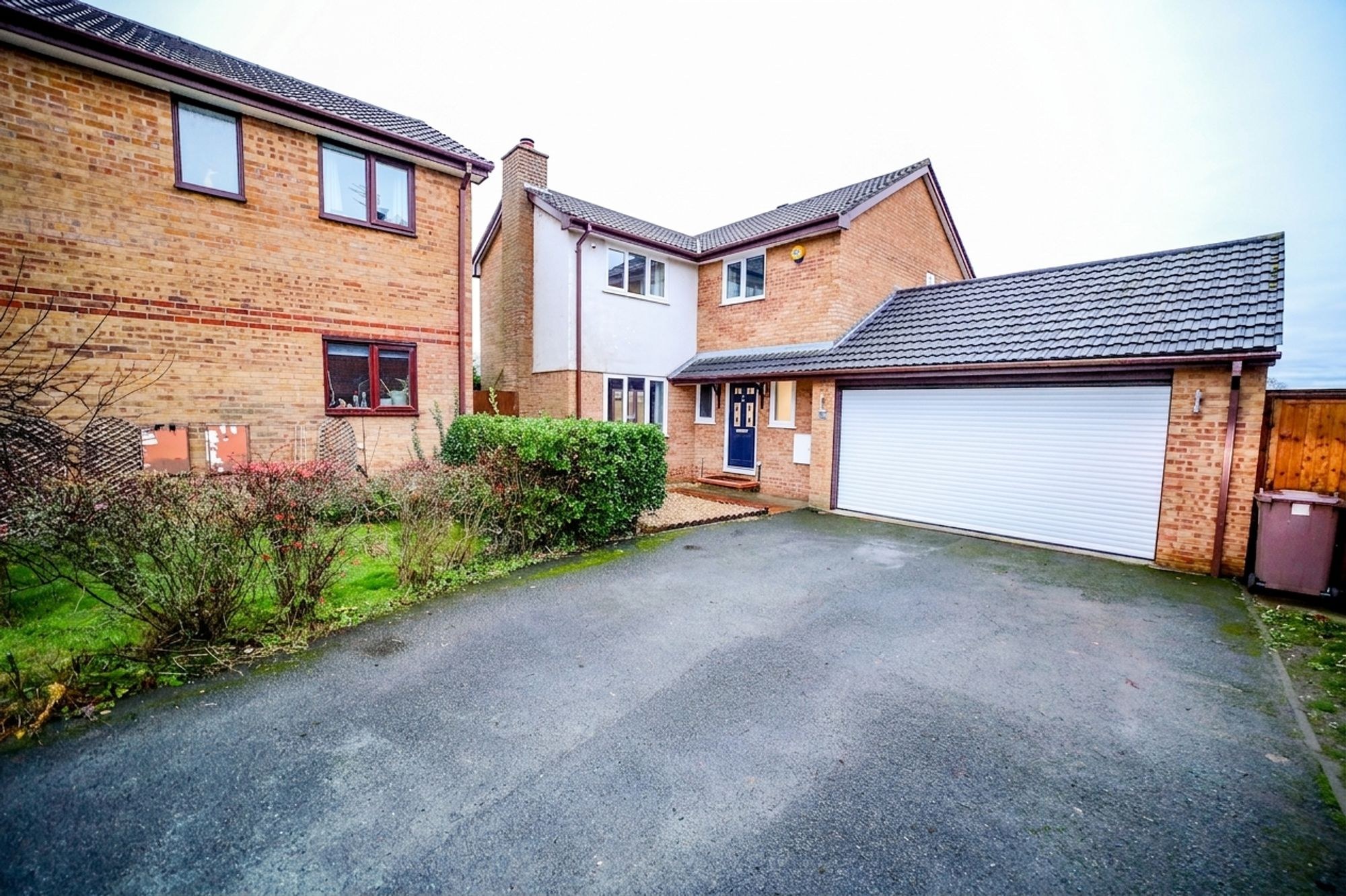 detached house to rent in Pipit Avenue