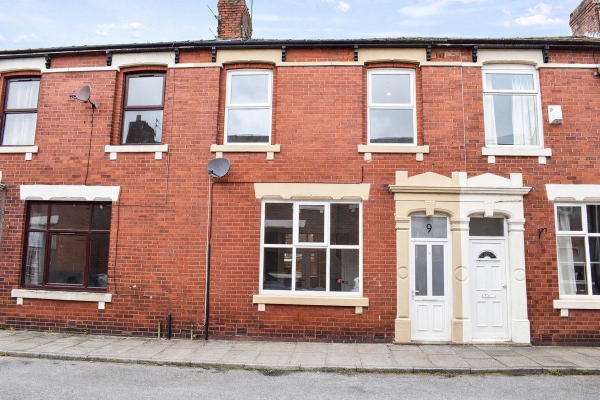 Dove Avenue, Penwortham, PR1