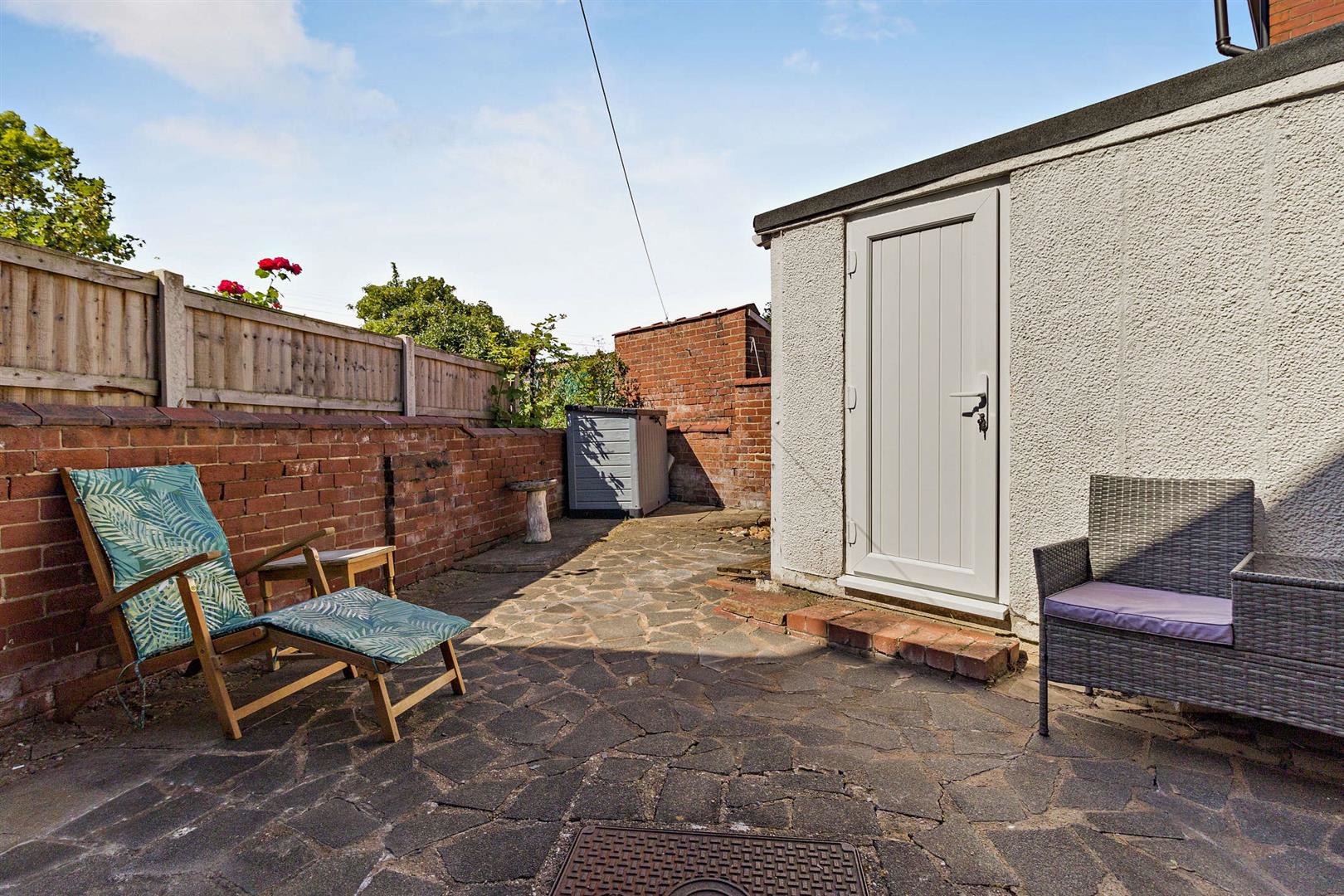 Harrowden Road, Wheatley, Doncaster, photo 13