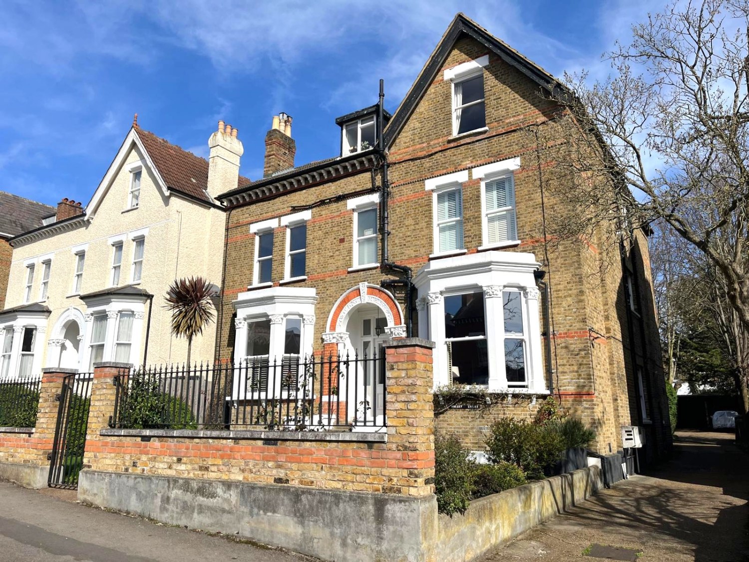 8 Darlaston Road, London, London, SW19, photo 11