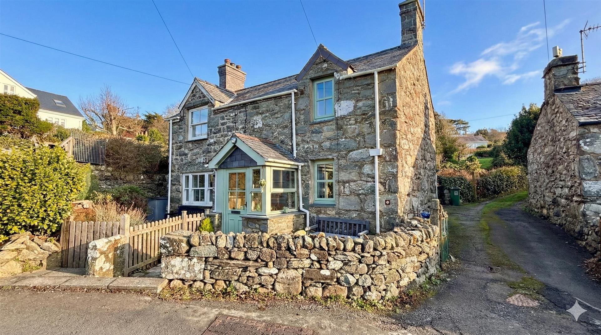 Llanfair, Harlech, LL46