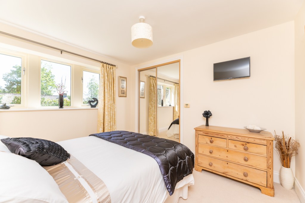 Drake Hill Lane, Bingley, West Yorkshire, BD16, photo 23