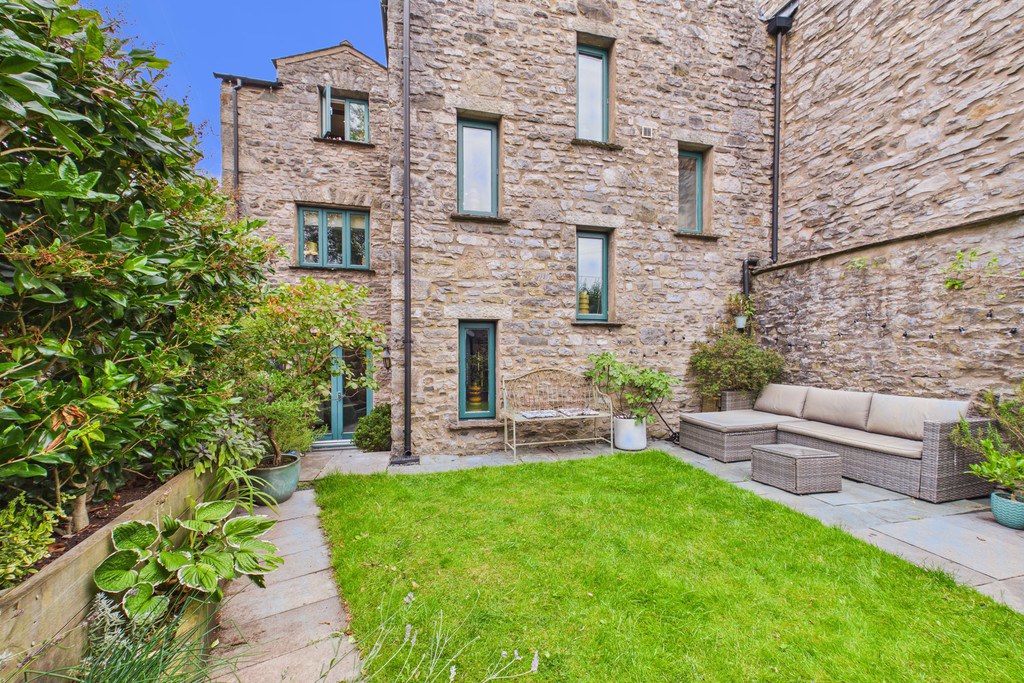 The Old Coach House, Yard 143 Stricklandgate, Kendal, LA9 4RF, photo 31