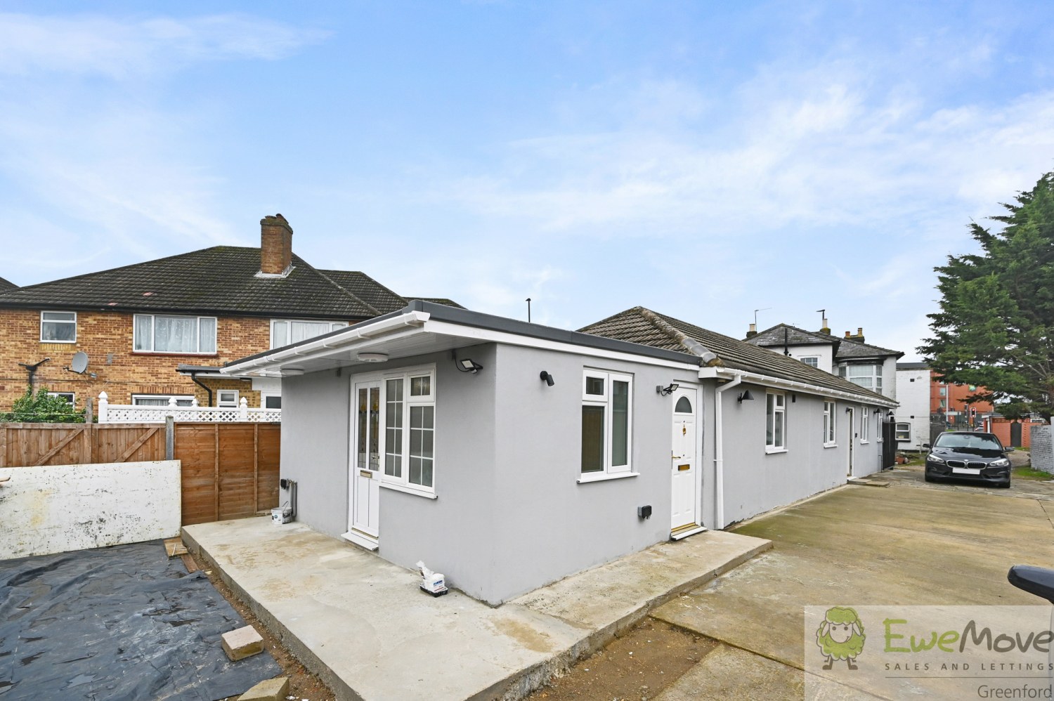 Sutton Lane, Hounslow, TW3 4JW