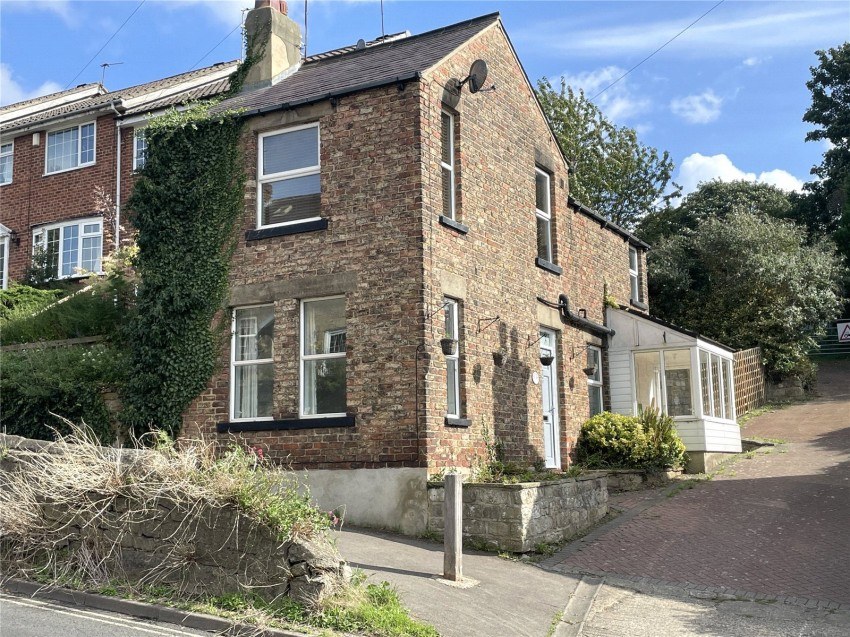 2 bed detached for sale in Briggate, Knaresborough