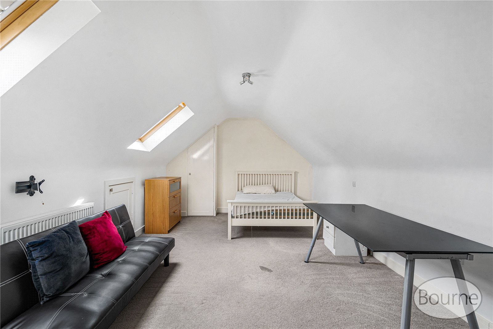 Cobbett Road, Guildford, Surrey, GU2, photo 8