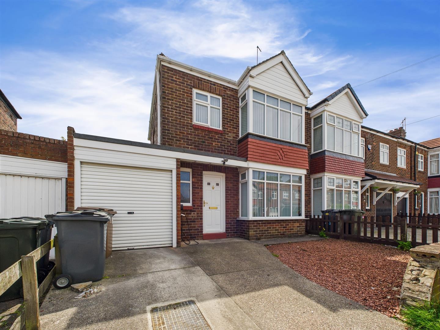 Thorntree Drive