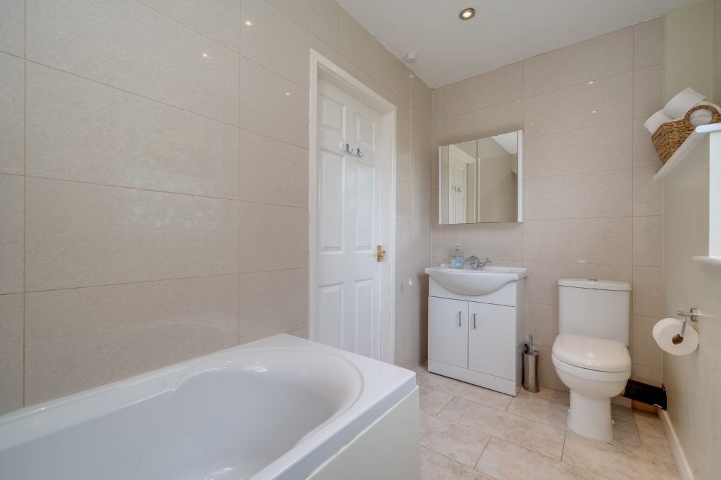 Netheredge Drive, Knaresborough, North Yorkshire, HG5, photo 19