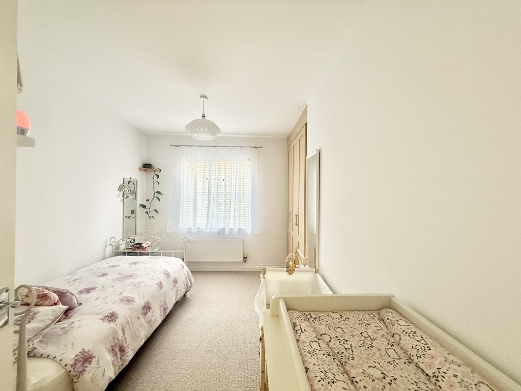 Percivale Road, Yeovil, Somerset, photo 13