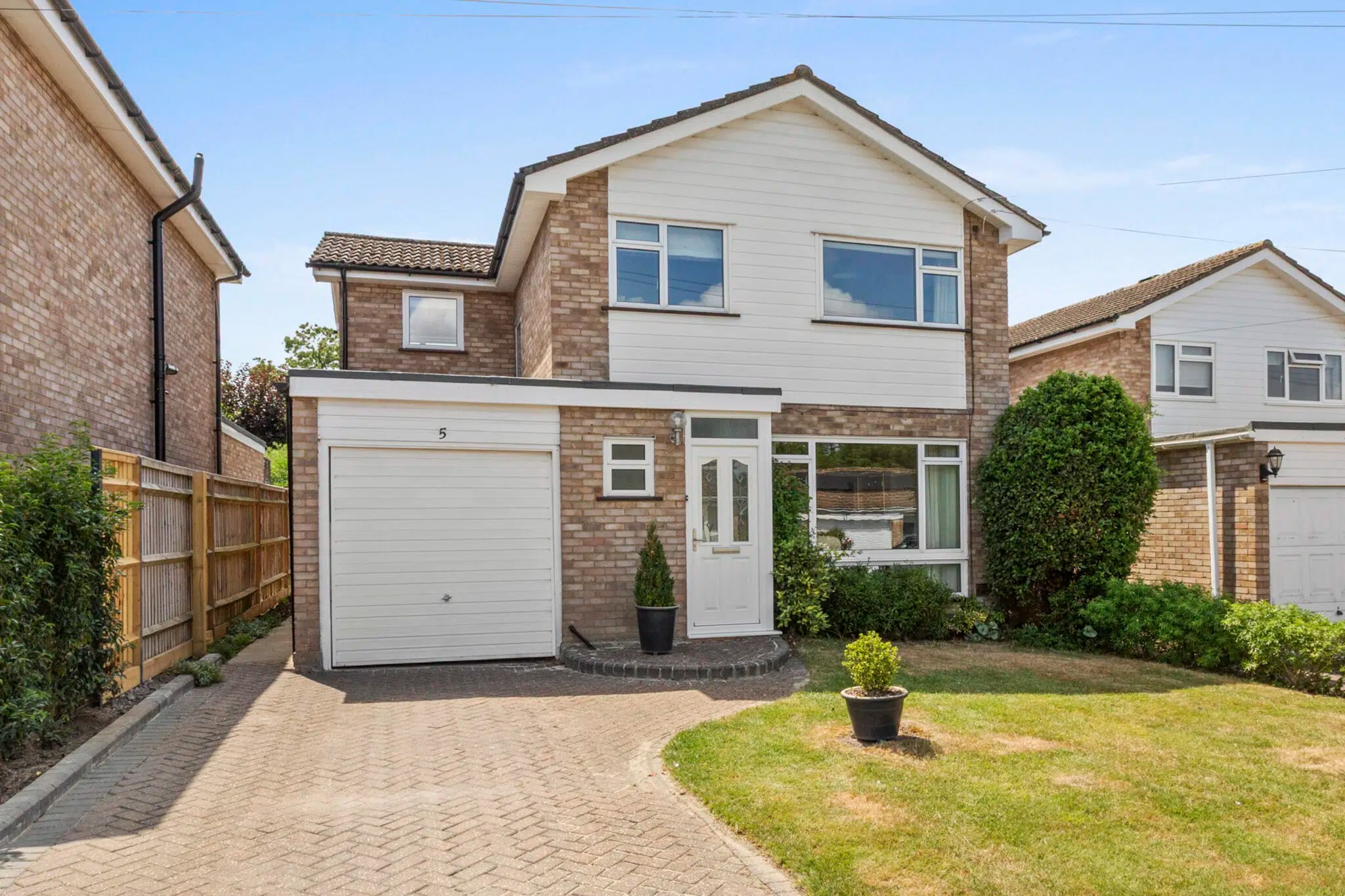 Dovecote Close