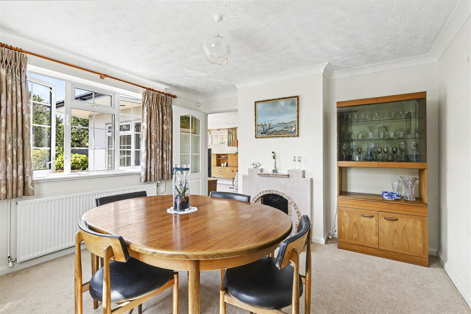Highfields, Saffron Walden, photo 8
