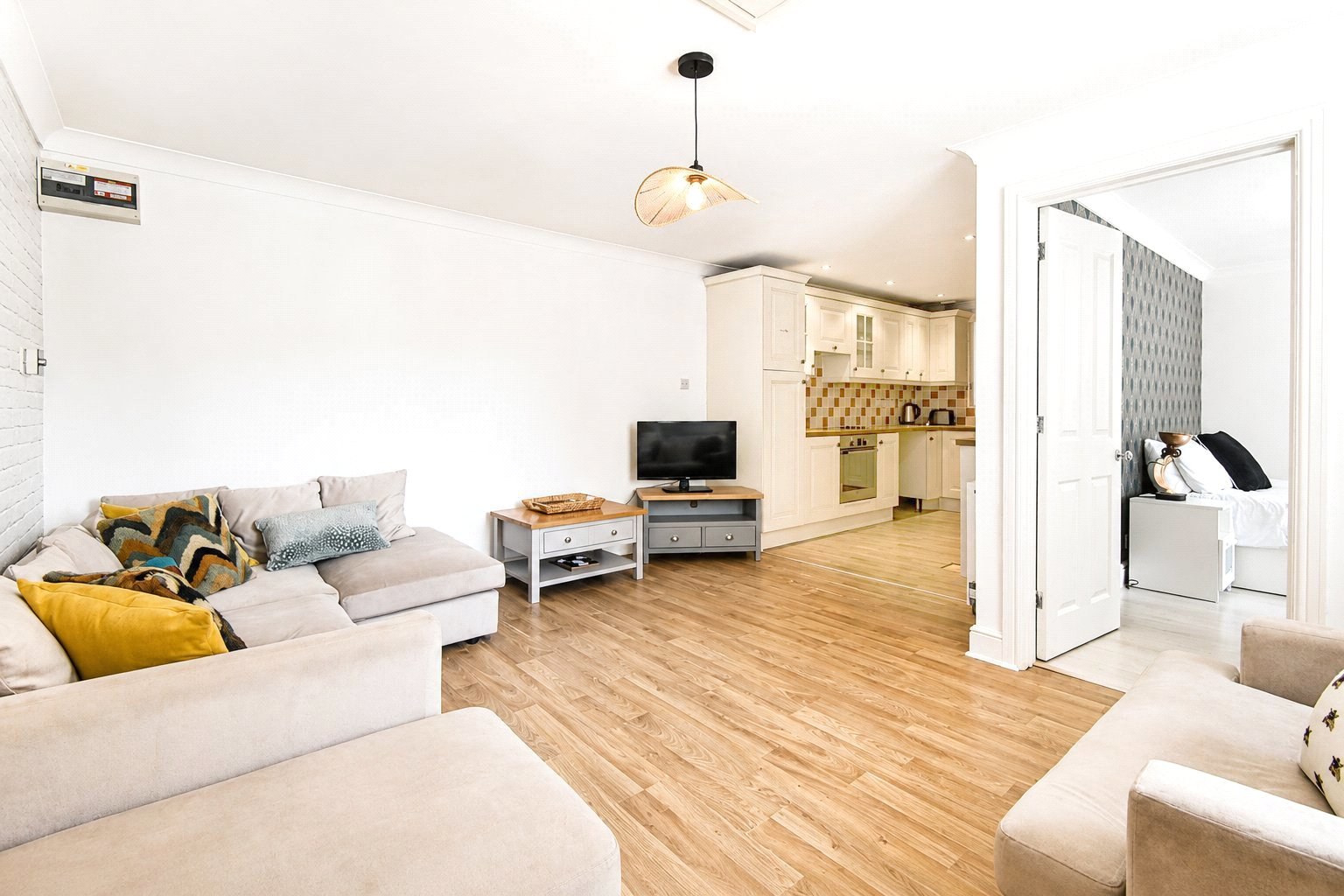 Reading Road, Sherfield-on-Loddon, Hook, Hampshire, RG27, photo 18