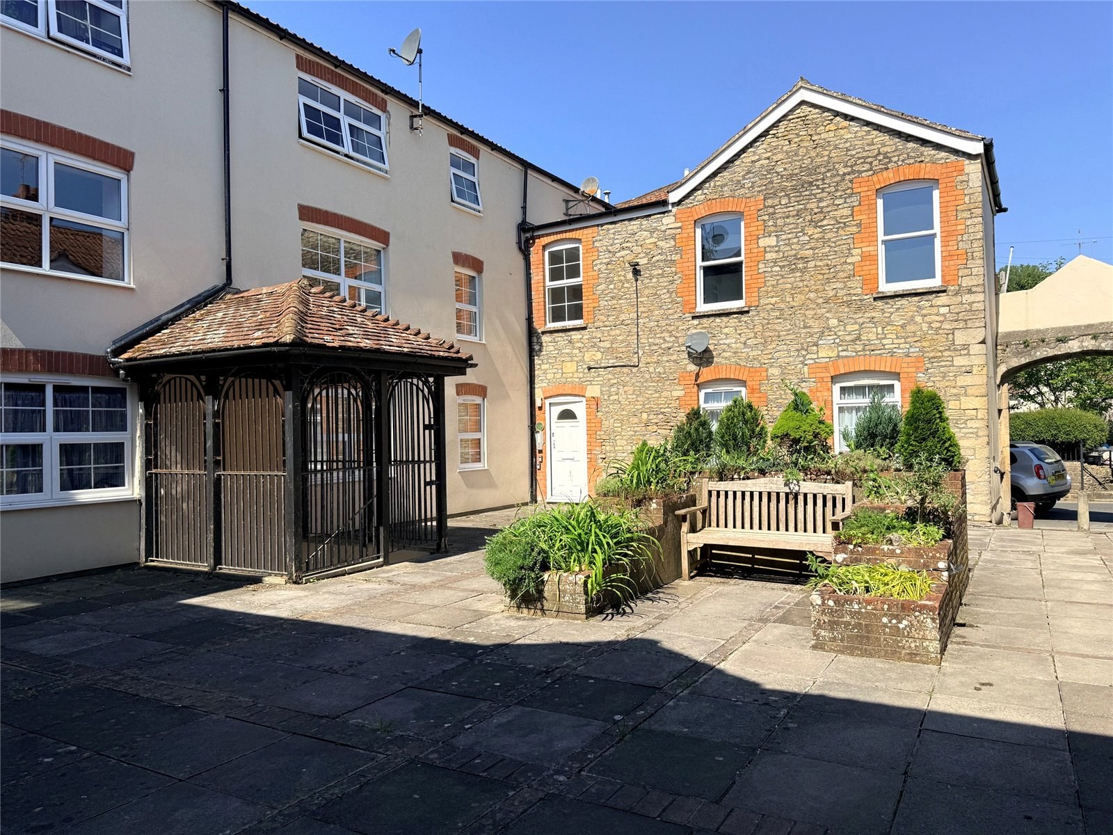 Vineys Yard
