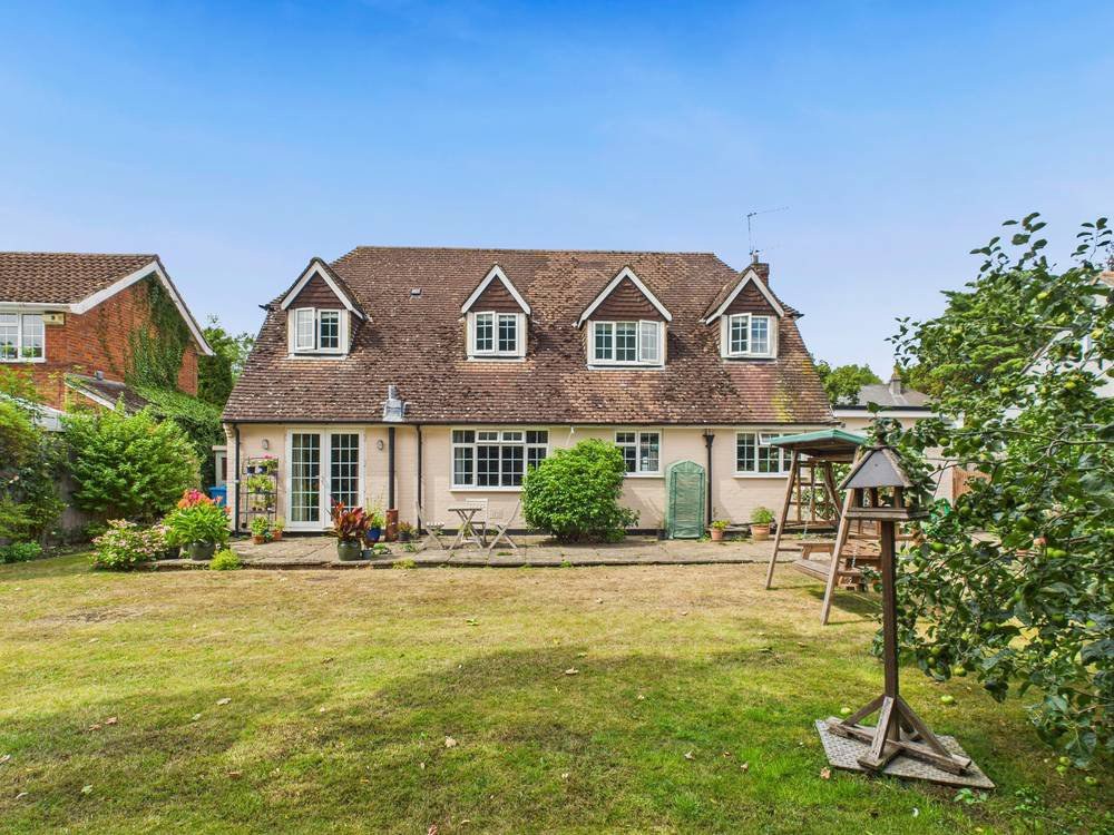 High Street, Wraysbury, Berkshire, TW19, photo 6