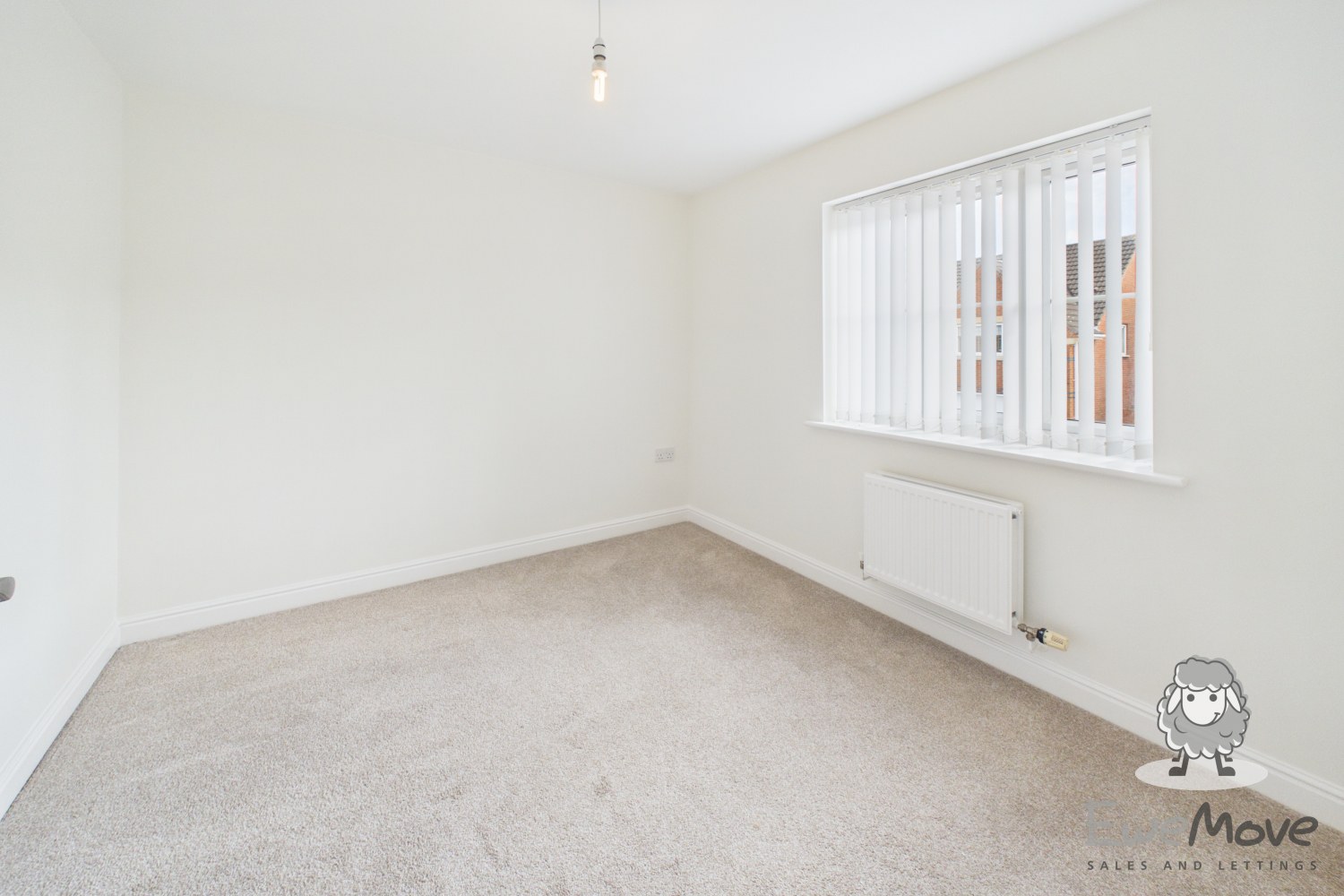 Hoveton Gardens, St. Helens, Merseyside, WA9, photo 13