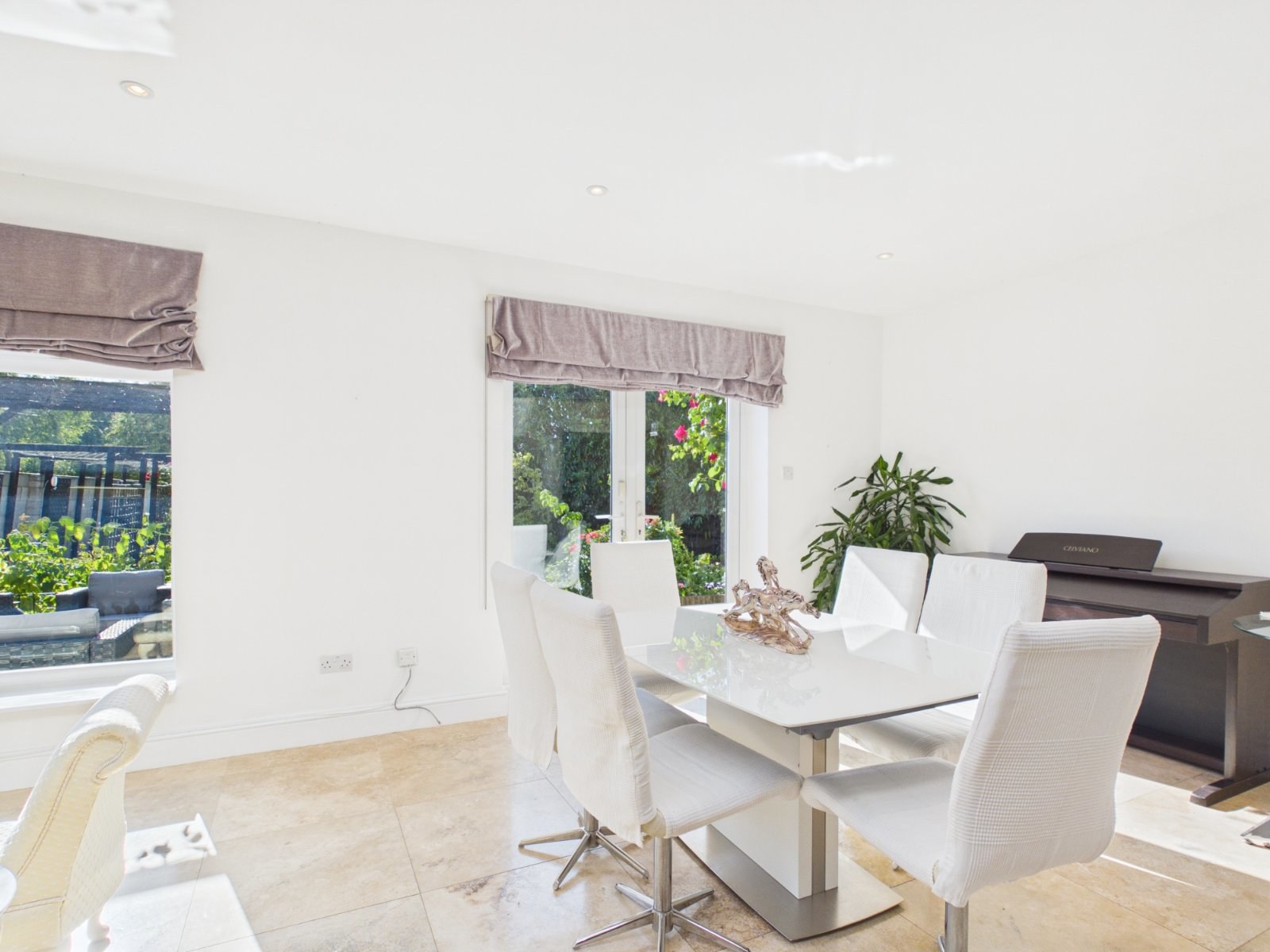 Coppermill Road, Wraysbury, Berkshire, TW19, photo 7