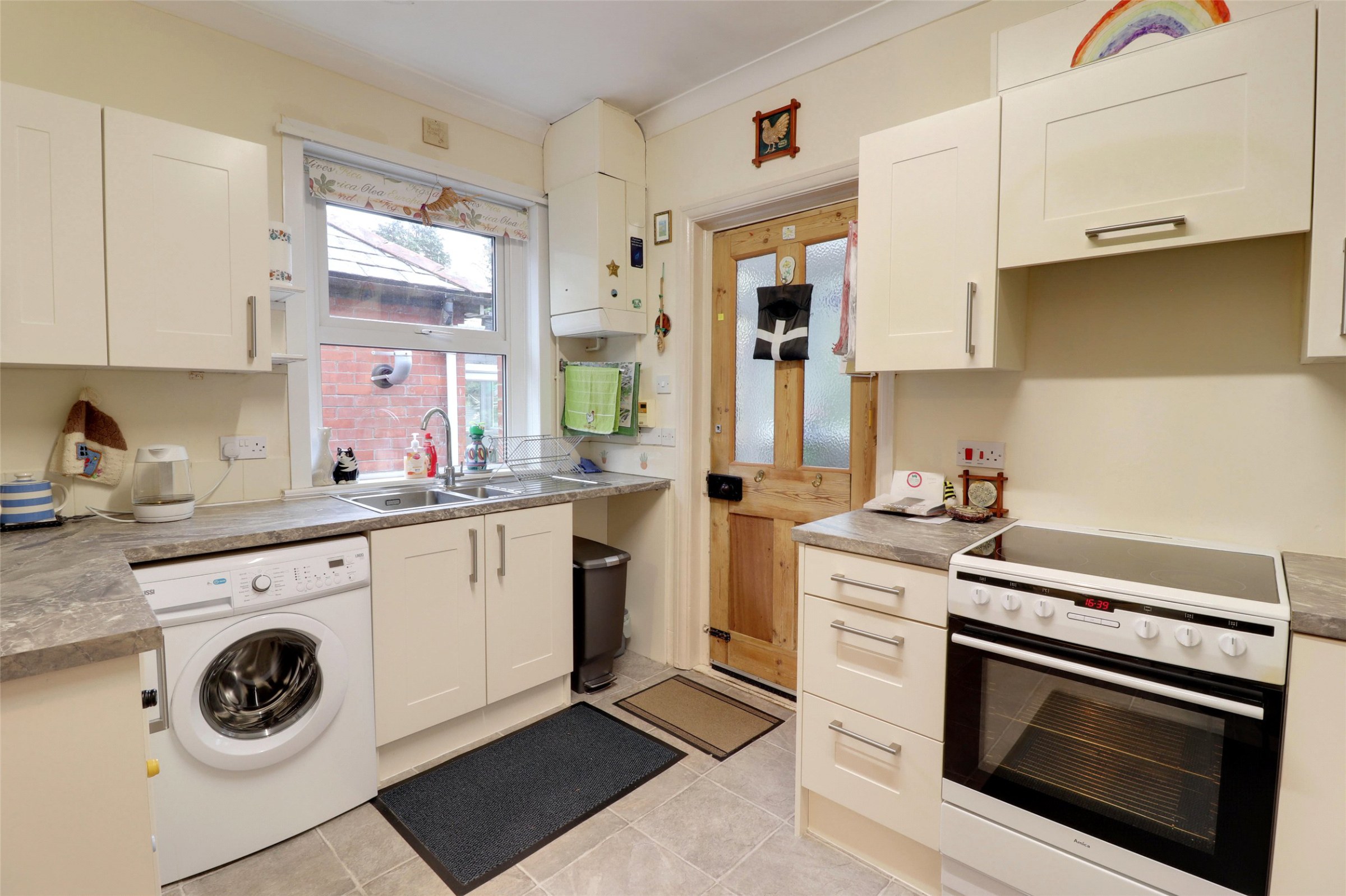 Park View, Launceston, Cornwall, PL15, photo 2