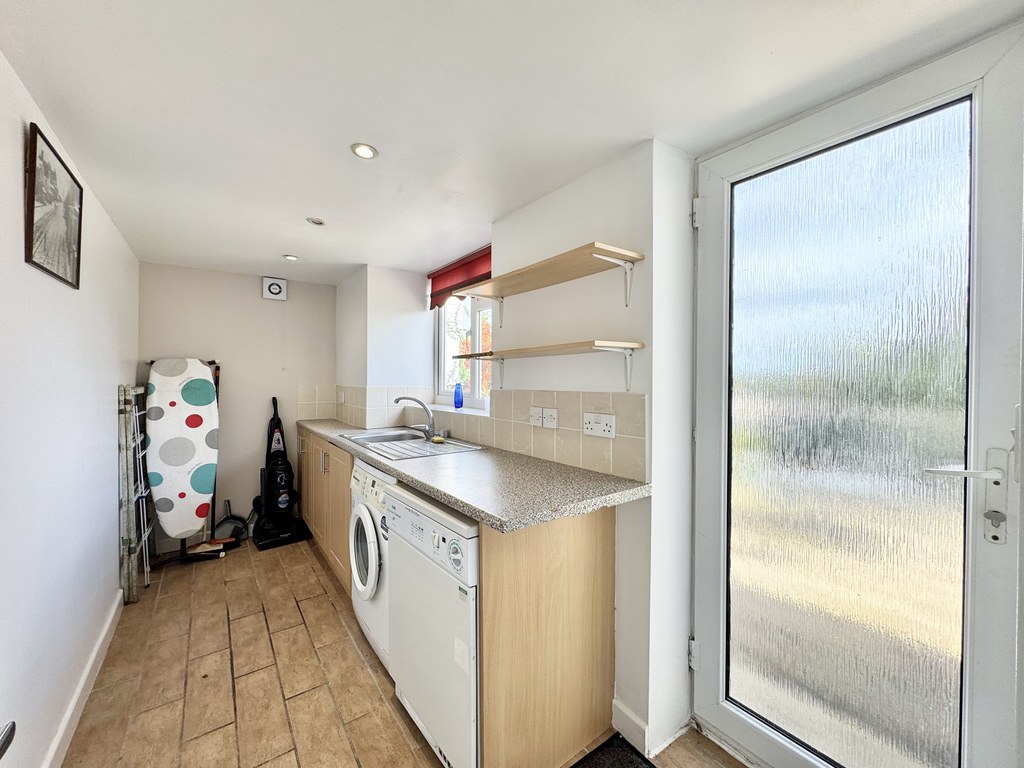 Comeytrowe Road, Trull, Taunton, Somerset, photo 11