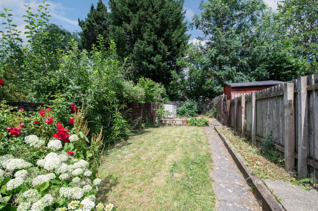 Bewick Drive, Bingley, West Yorkshire, BD16, photo 5