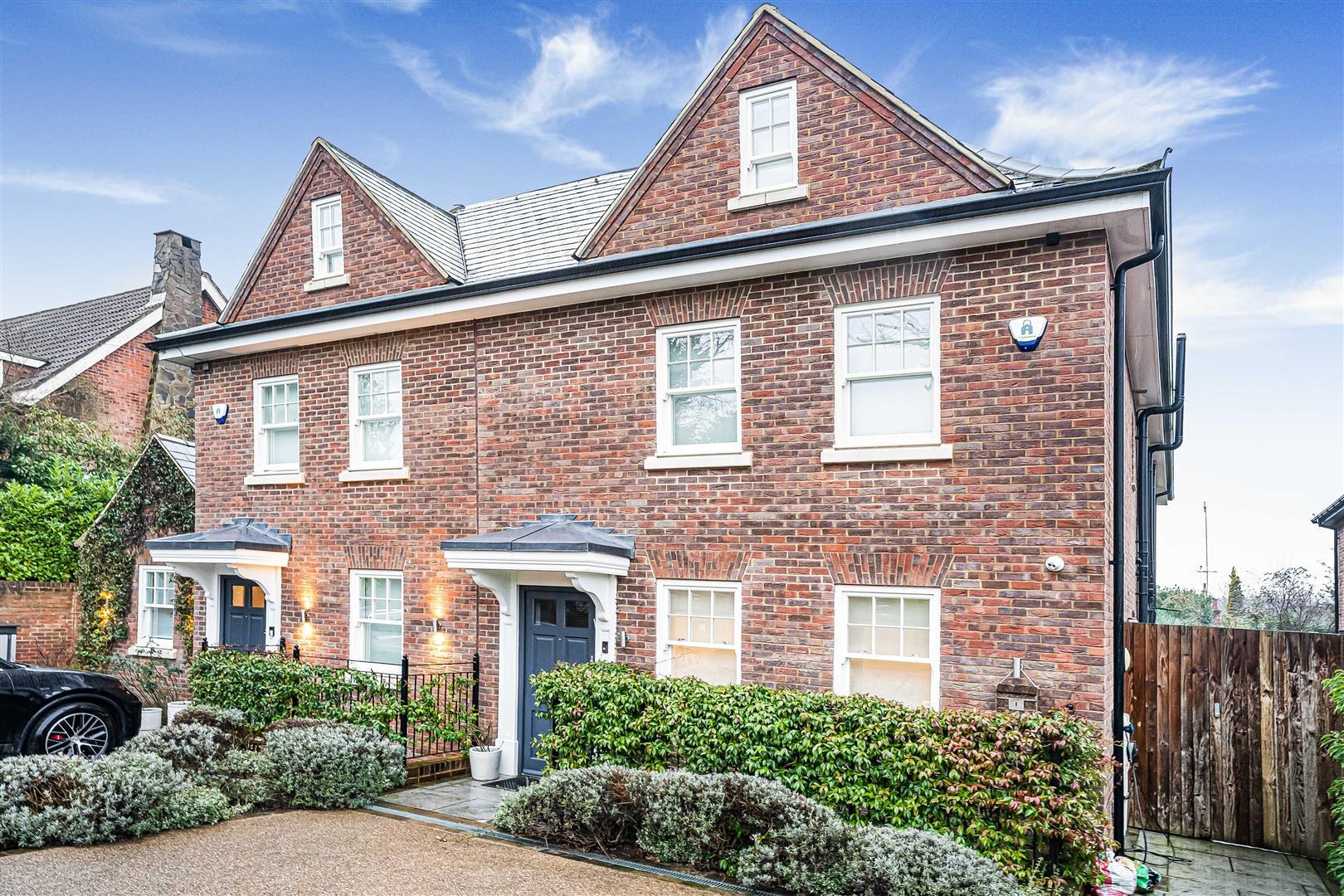Christchurch Crescent