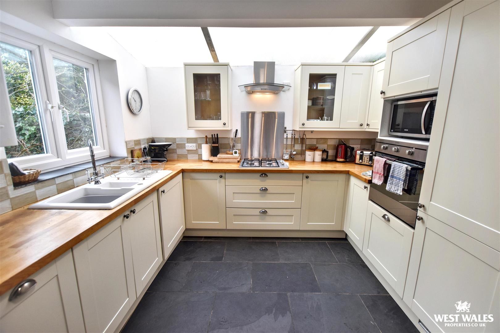34 Prendergast, Middle mill road, Solva, photo 3