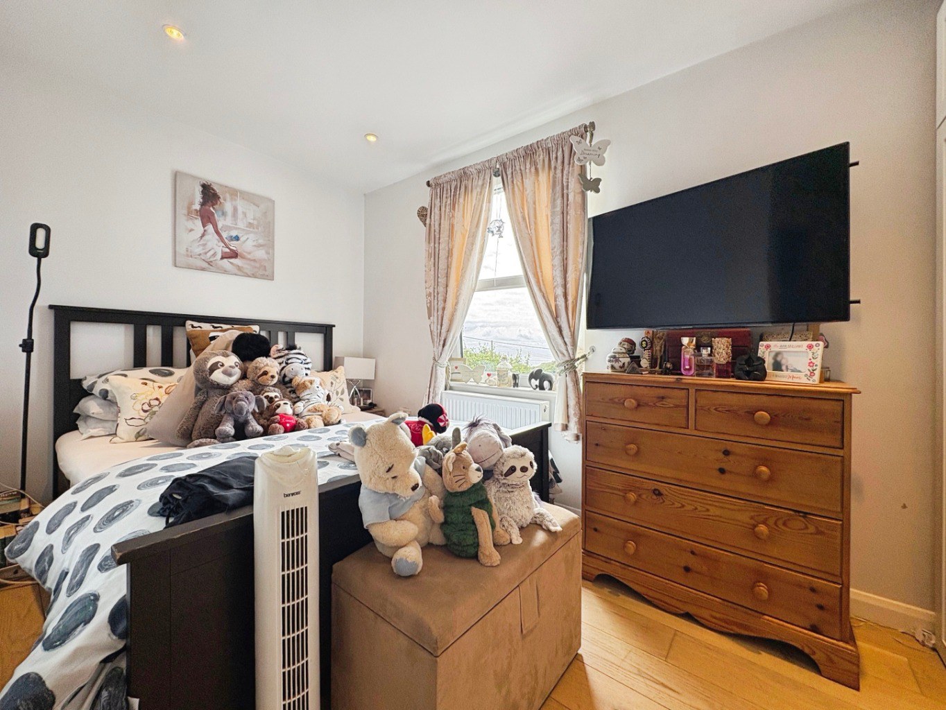 Mullion, Spacious home set within generous grounds, photo 15