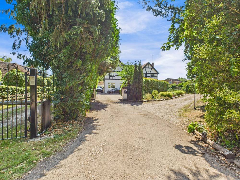 Stanwell Road, Horton, Berkshire, SL3, photo 28