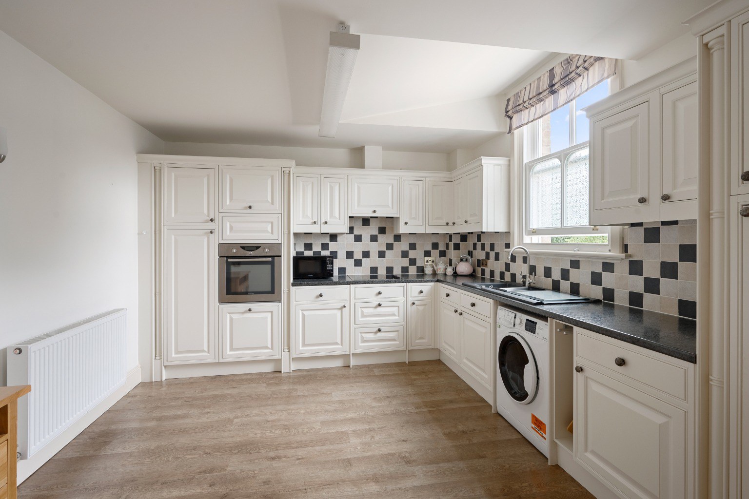 Riseholme Lane, Riseholme, Lincoln, Lincolnshire, LN2 2LE, photo 25